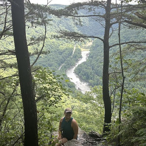 Meet your Posher, Julia